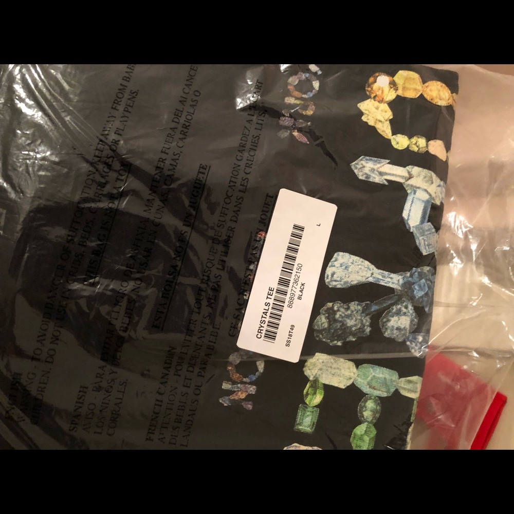 ROCKS TEE SUPREME